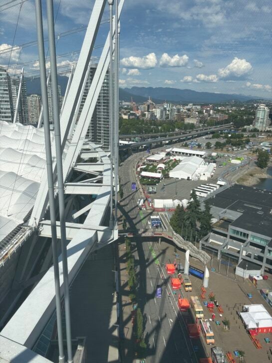 Parq Vancouver room
